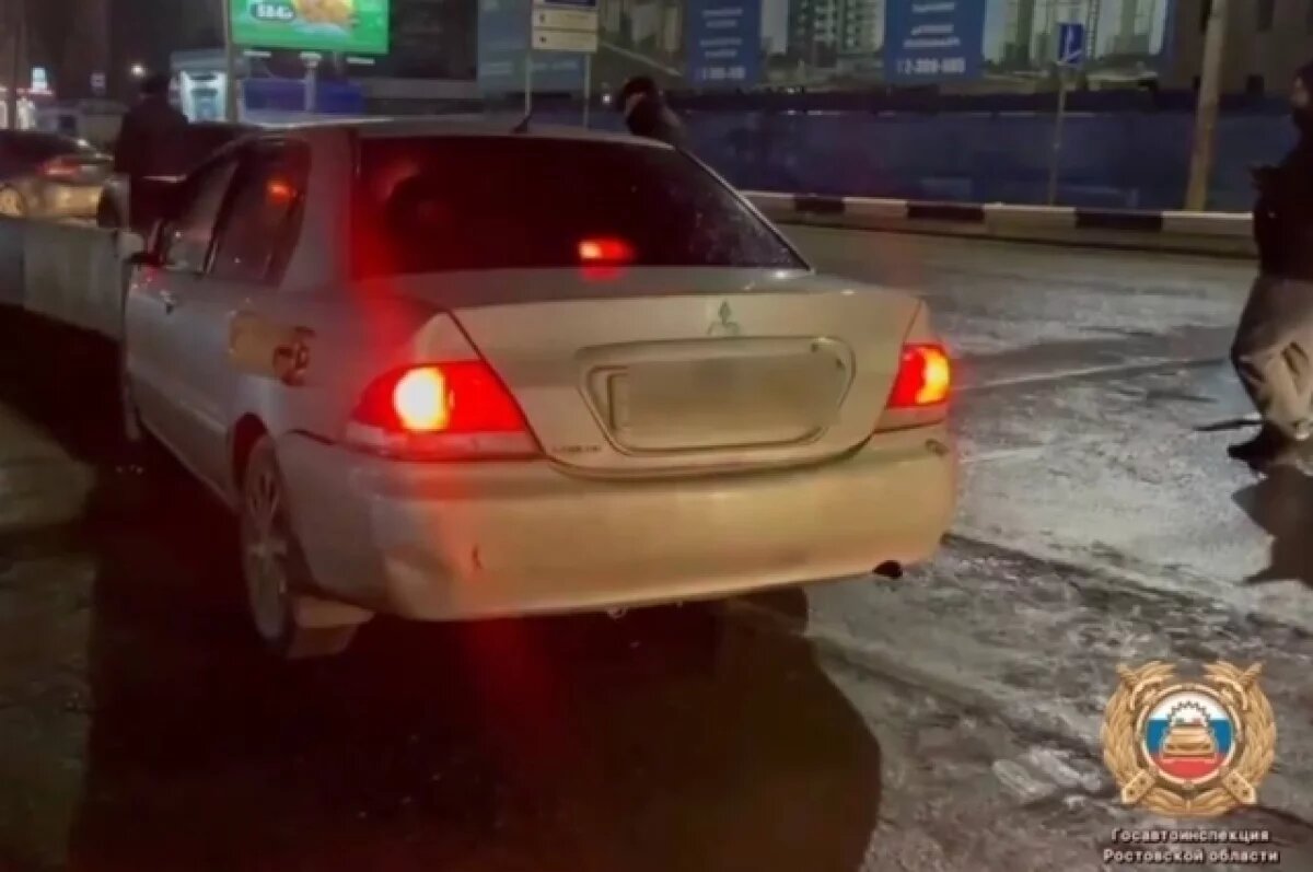    В Ростове водитель Mitsubishi Lancer погиб в ДТП