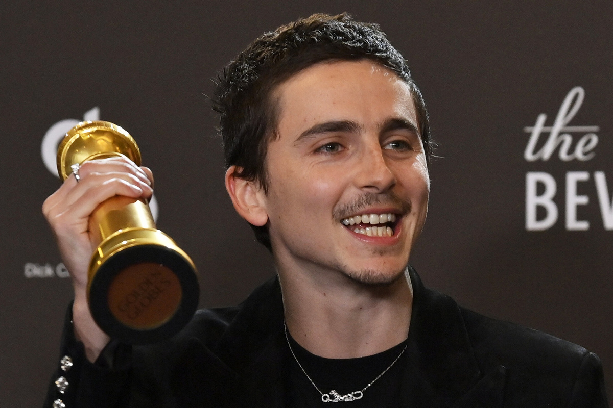     Объявлены все победители премии «Золотой глобус-2026»: полный список