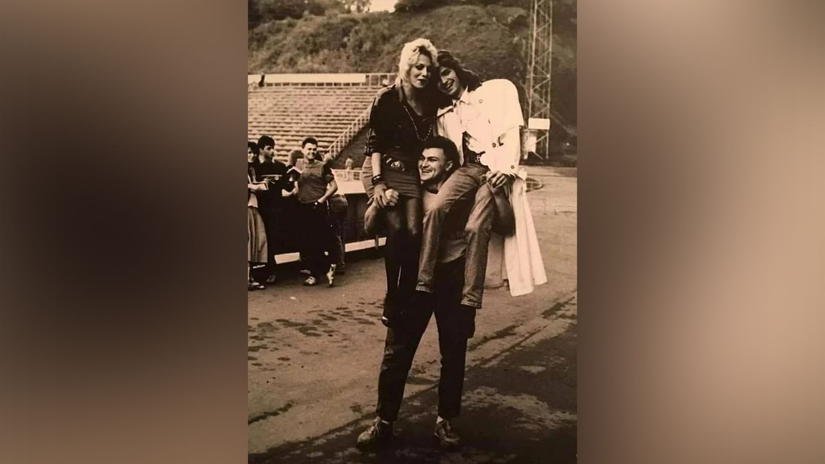 То самое фото.