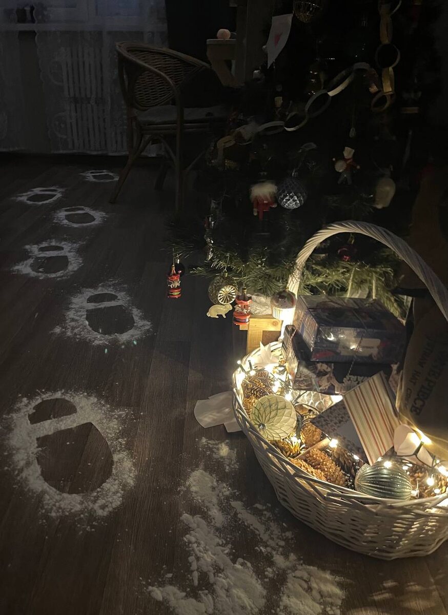 А к вам приходил Дед Мороз?