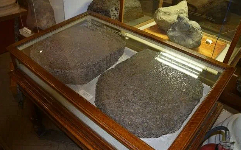 Местные действительно пытались использовать металл в своих целях