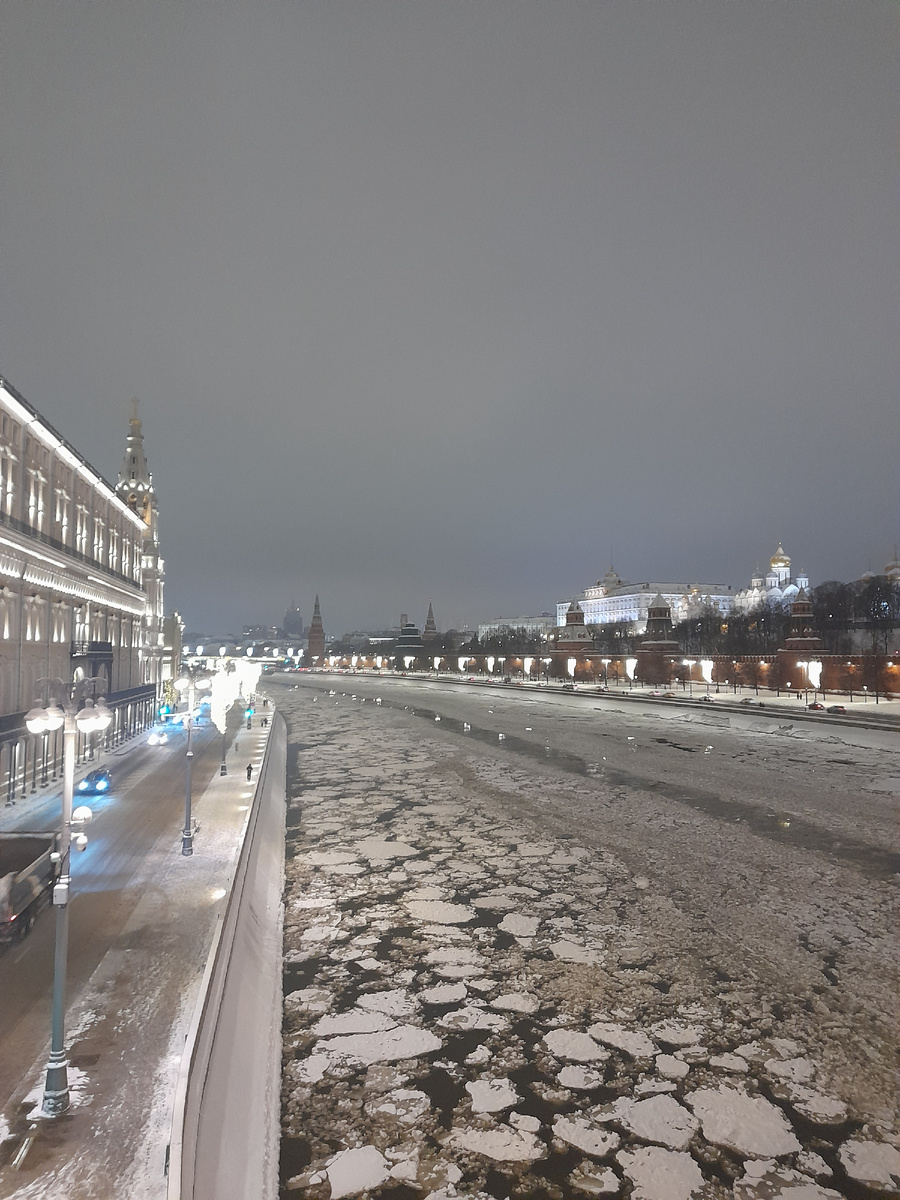 Льдинки-снежные оладушки