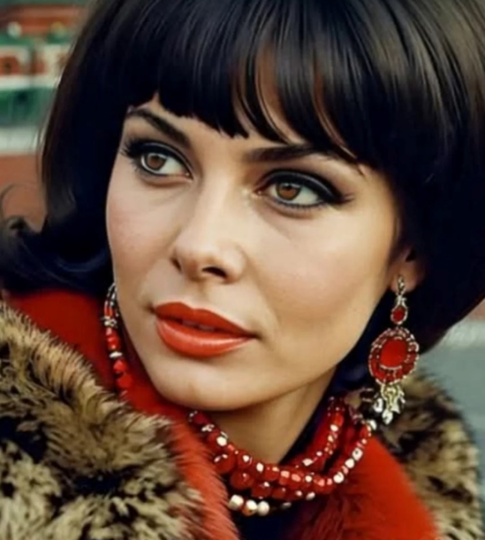 Трагическая судьба "Красной королевы" модных подиумов