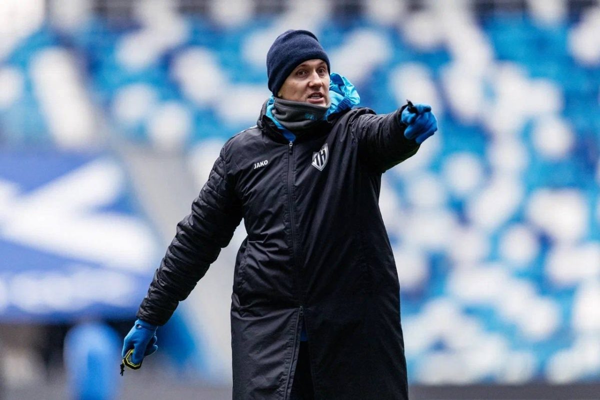    Сейчас внутри команды есть полная поддержка в сторону тренера