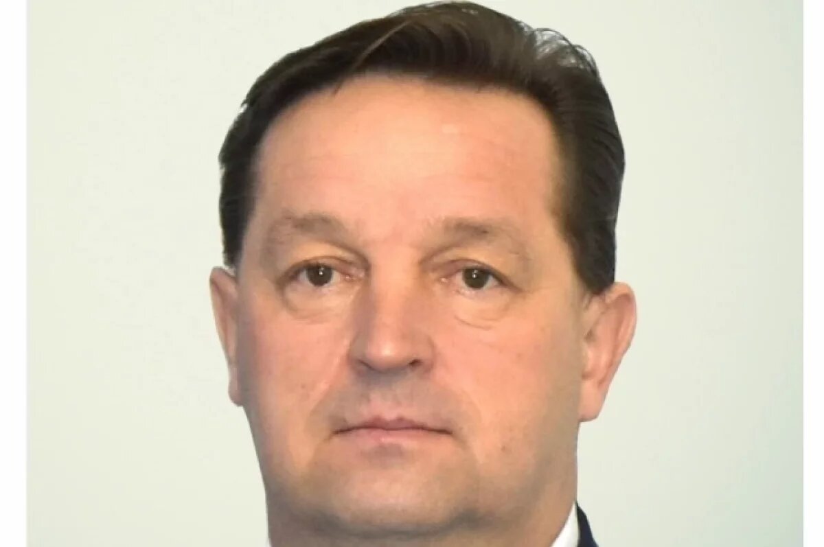    Хабиров поздравил главу района, который находится под домашним арестом