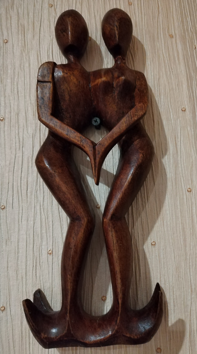 Мужчина и женщина. Приехали ко мне из Туниса