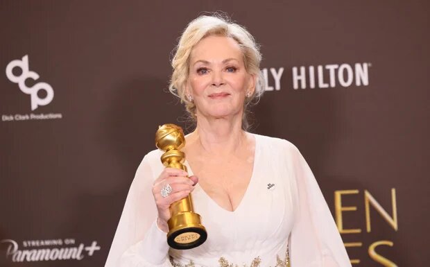 Джин Смарт на 83 церемонии вручения премии «Золотой глобус» Фото: Getty Images