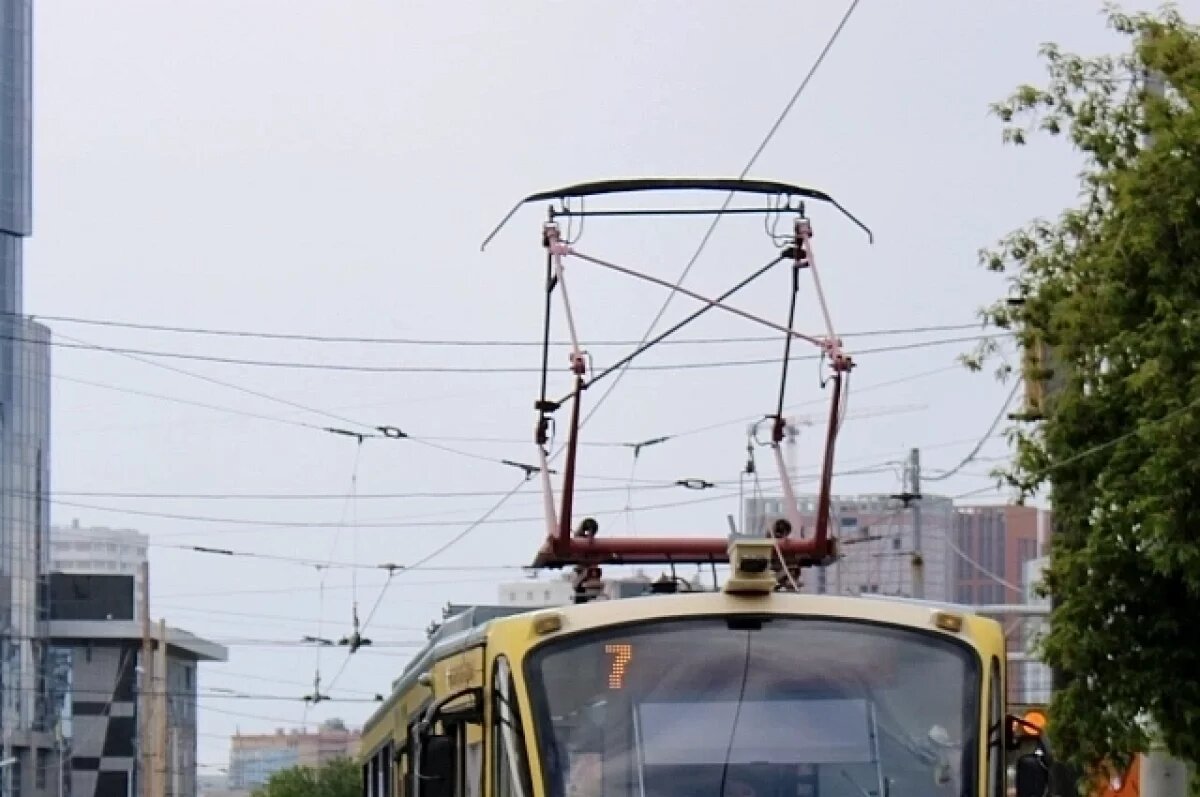    Травмой сошел с рельсов в Краснодаре на проспекте Чекистов