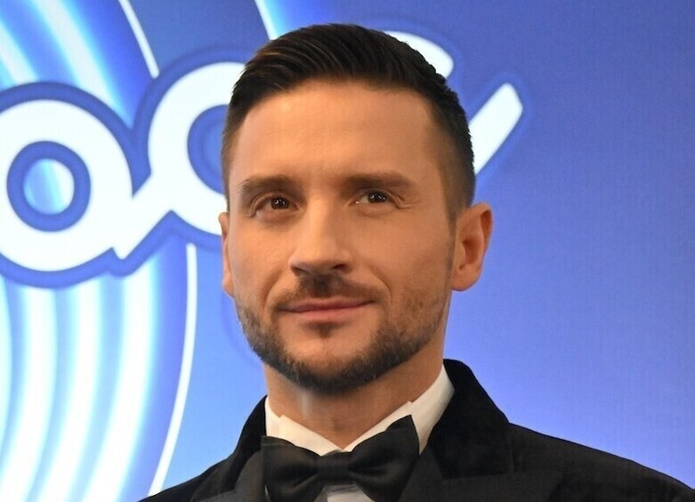     Сергей Лазарев