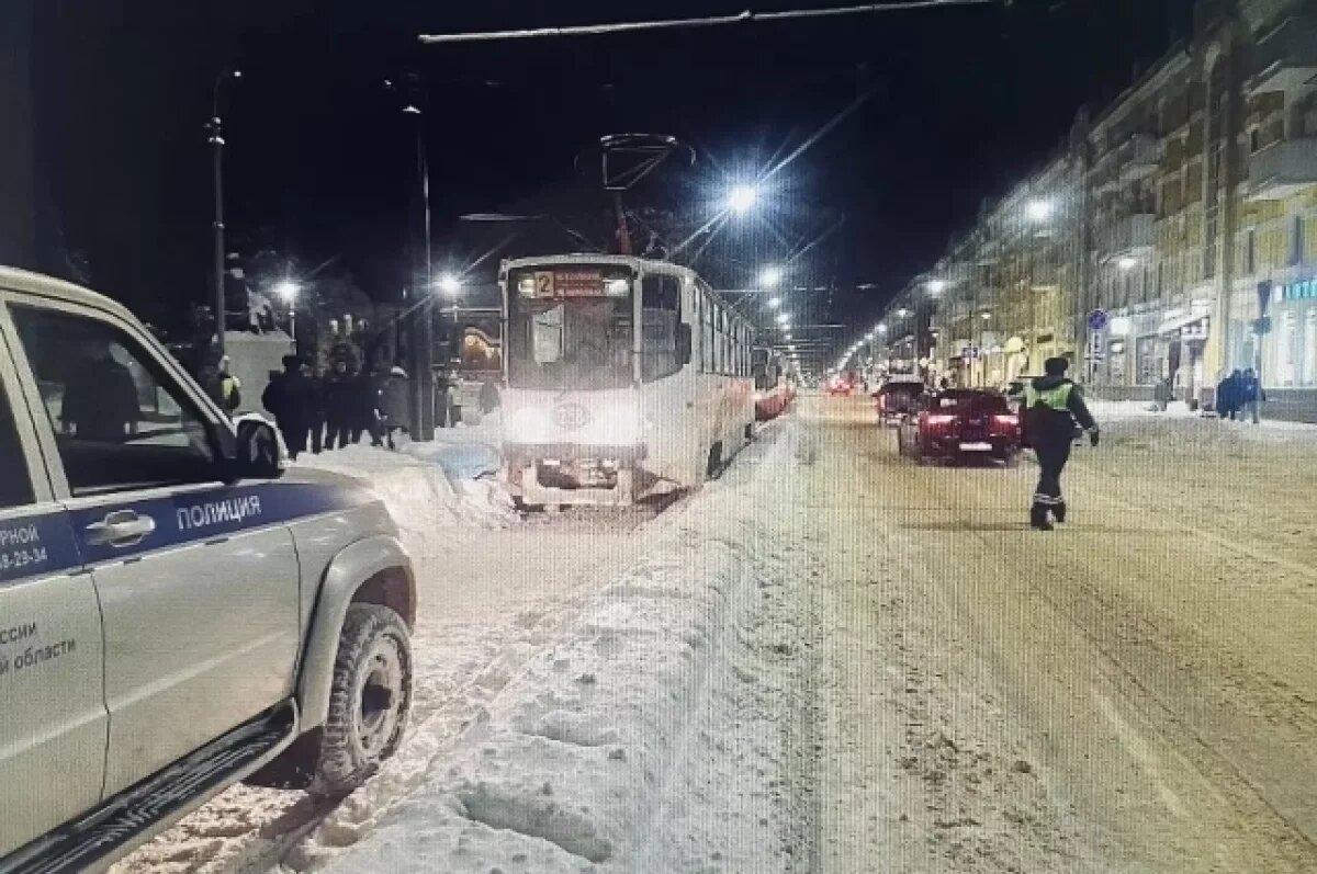    Дело возбудили после смертельного наезда трамвая на пешехода в Смоленске