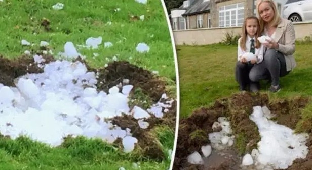 Ряд крупных ледяных глыб упал в разных частях Испании в январе 2000 года. Одна из наиболее известных случаев произошла в городе Мадрид, где глыбы размером до полуметра повредили автомобили и здания. Эти события получили название "megacryometeorites".