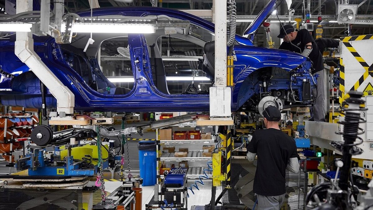    Производство LADA Iskra в Санкт-Петербурге. Фото АвтоВАЗ