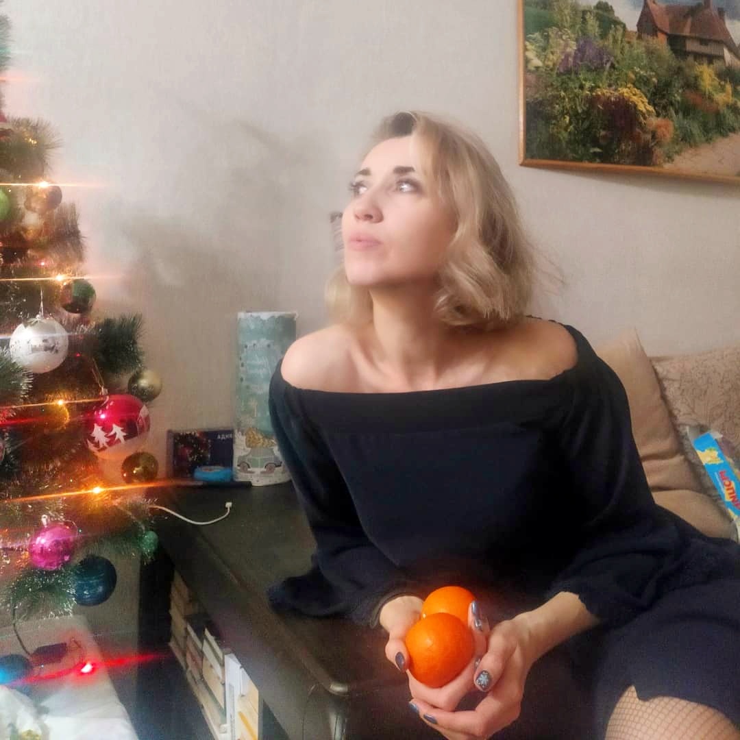 У меня чудеса всегда случаются не только в Новый год, поэтому праздник - лишь повод отдохнуть))