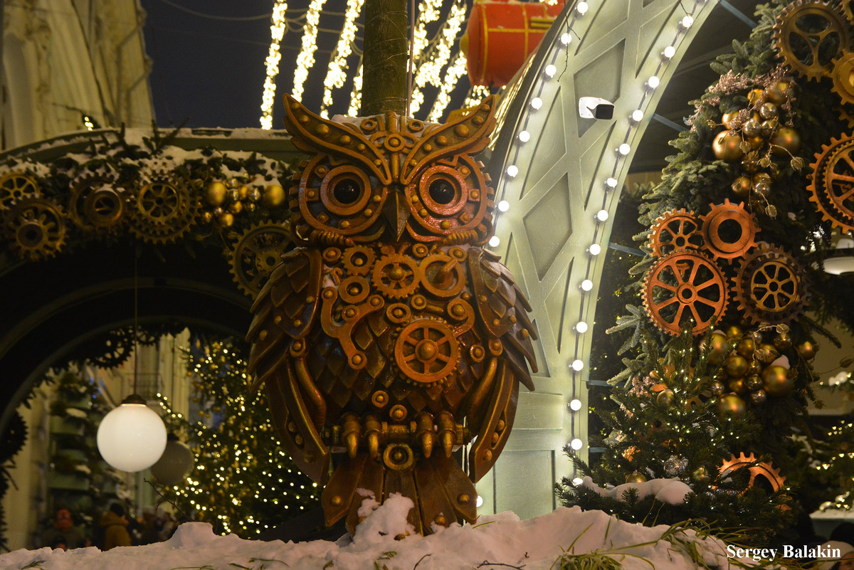 Московский стимпанк: механическая сова в «шестерёночном» антураже, январь 2026 г. Здесь и далее – все фото автора