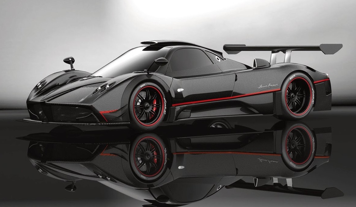 Pagani Zonda R c кузовом монокок из углеродно-титанового композита. Модель Pagani Zonda выпускалась в Италии в 1999-2011 годах примерно по 10 машин в год. Источник фото: Wikipedia.org.