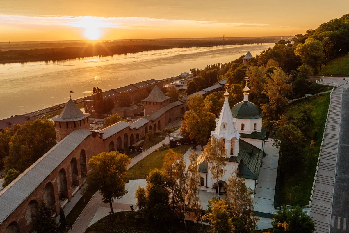 Вид от стен Нижегородского кремля