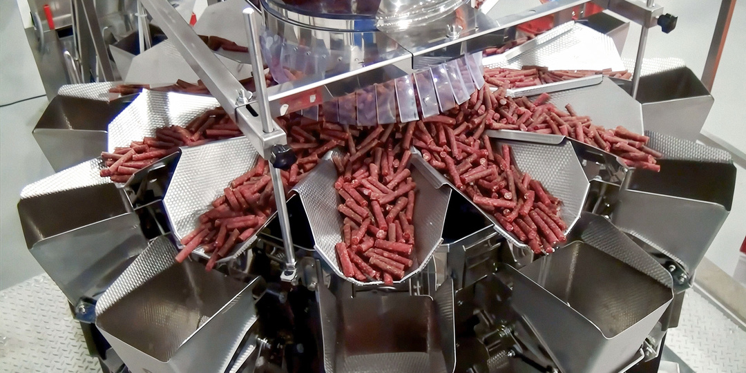 Автоматизированная фасовка мясных снеков