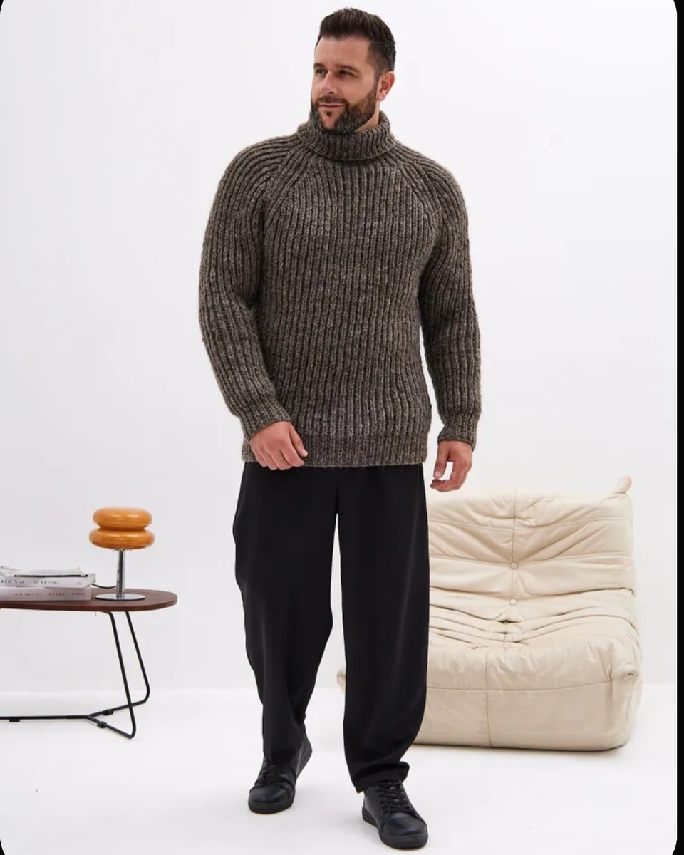 Мужской свитер