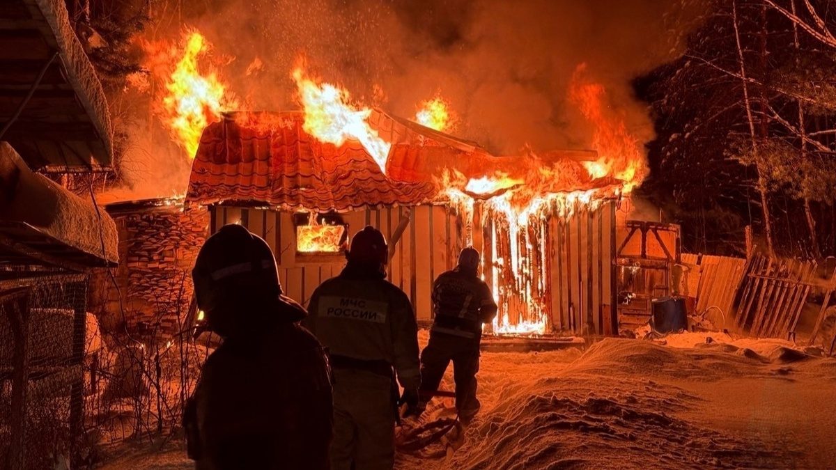    74 пожара потушили в Югре за новогодние каникулы