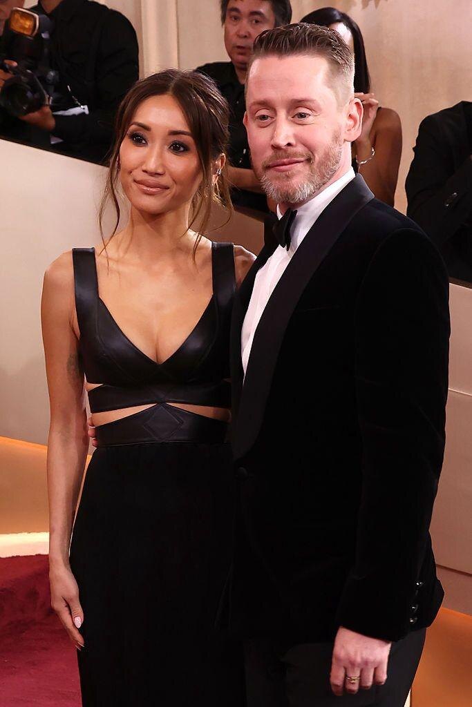    Источник: Getty Images, Tommaso Boddi/2026GG | Маколей Калкин и Бренда Сонг на церемонии вручения премии «Золотой глобус».