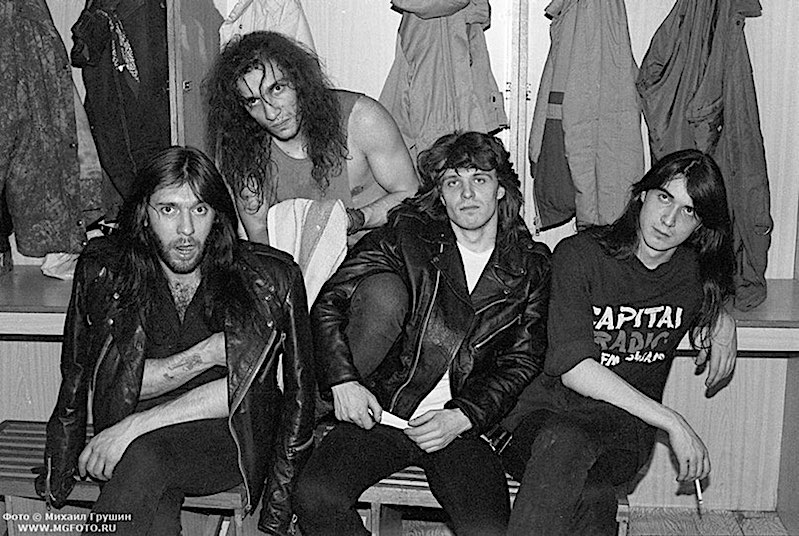 Чёрный Обелиск в начале 90х. Фото из открытых источников.