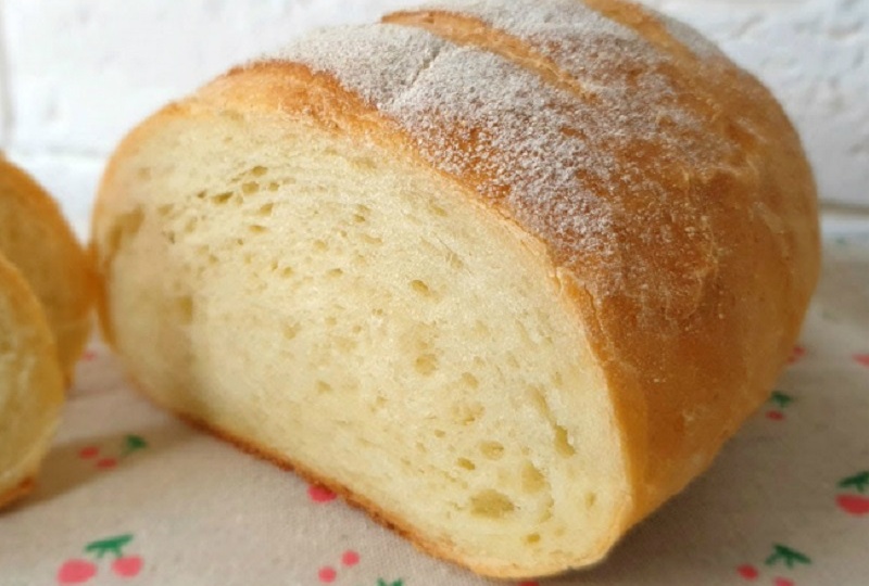 Домашний хлеб с хрустящей корочкой: простой рецепт для уютных вечеров