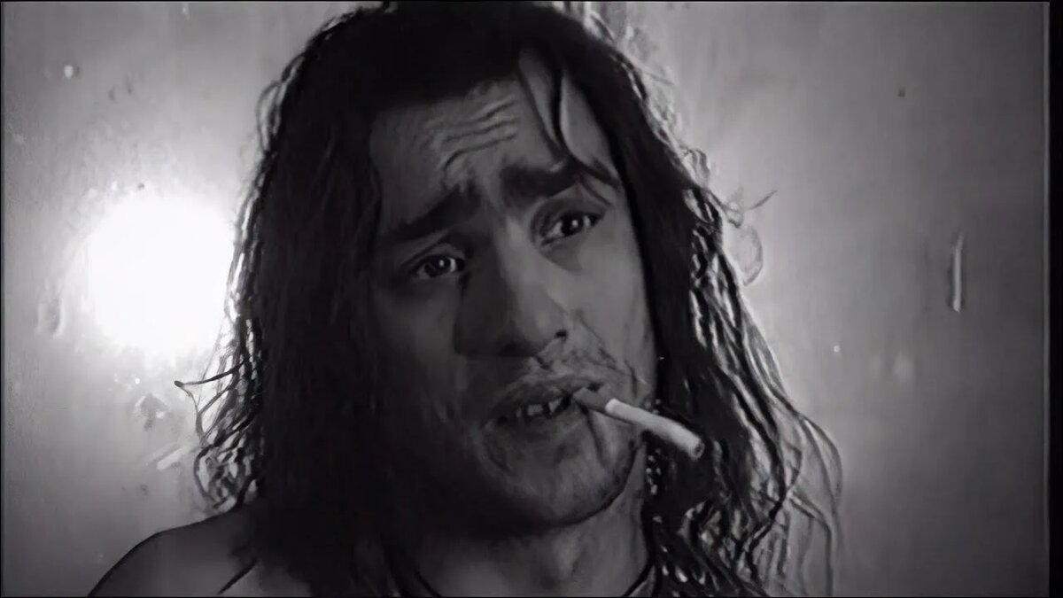 Кадр из клипа "Дорога в никуда". Фото из открытых источников.