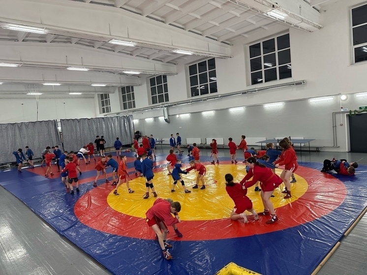     Более 50 претендентов на победу принимают участие в сборах. Фото: Минспорта Новгородской области