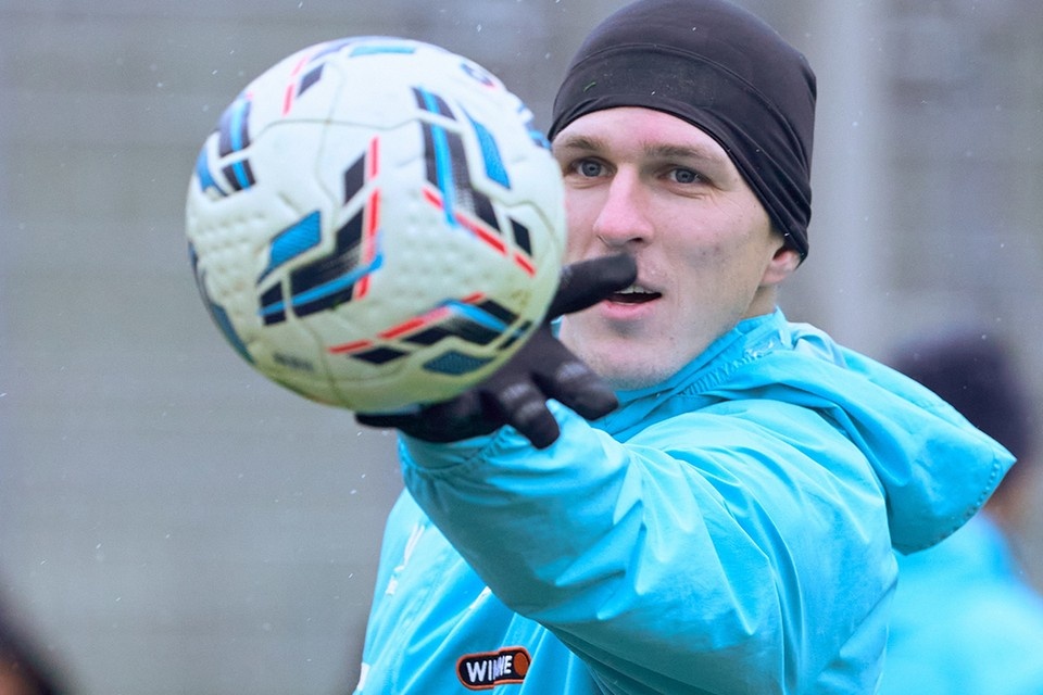    Александр Соболев не может найти свою игру. Фото: Вячеслав Евдокимов / ФК «Зенит»