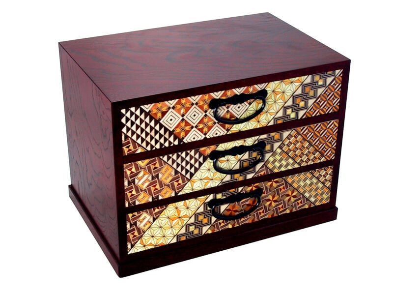 Шкатулка ёсэги-дзайку