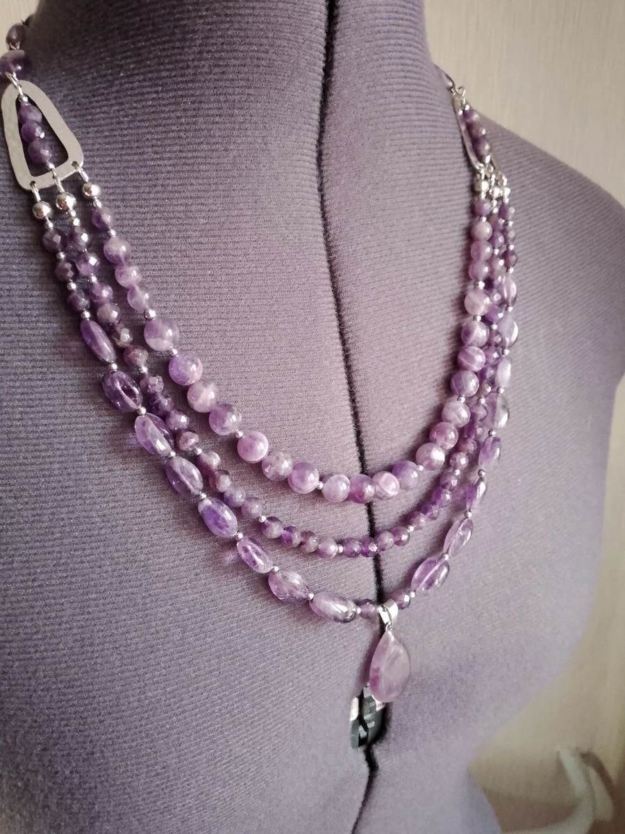 Трехрядное колье из аметиста