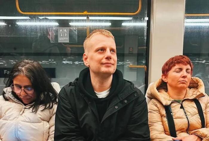 Слава Комиссаренко. Обложка © Instagram (соцсеть запрещена в РФ; принадлежит корпорации Meta, которая признана в РФ экстремистской) / slavakomissarenko