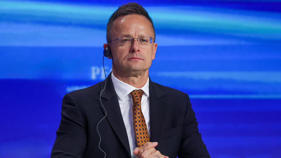     Сийярто: холодная зима поставила страны Западной Европы на колени www.globallookpress.com/Shatokhina Natalia/news.ru