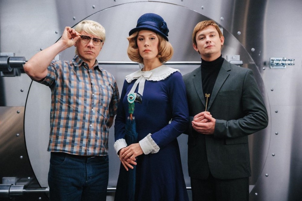 кадры из пародии «Невероятные приключения Шурика»