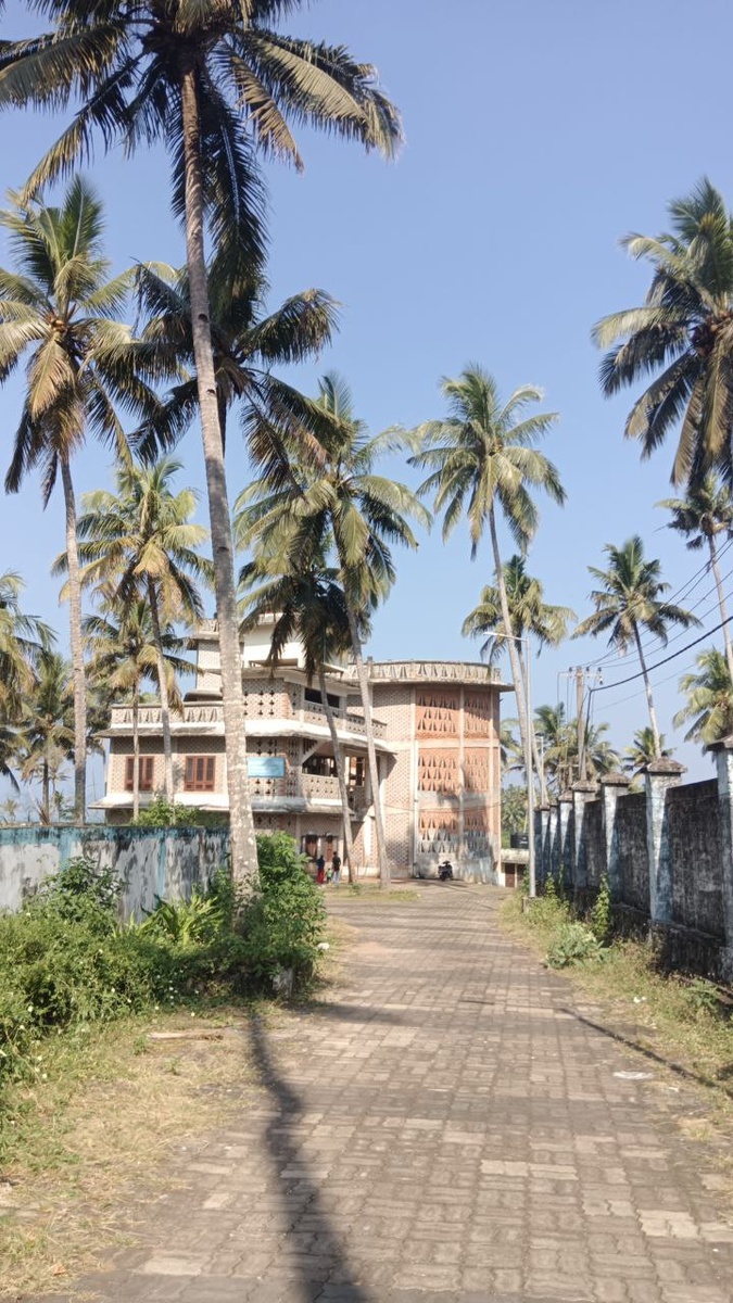 Здание Аквариума