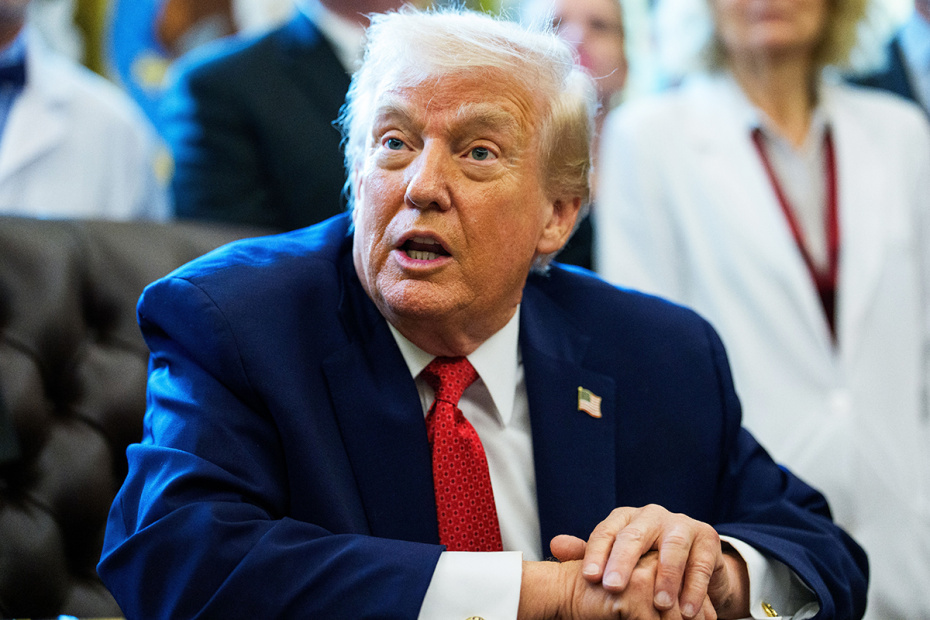    Aaron Schwartz — Pool via CNP/Consolidated News Photos/Global Look Press