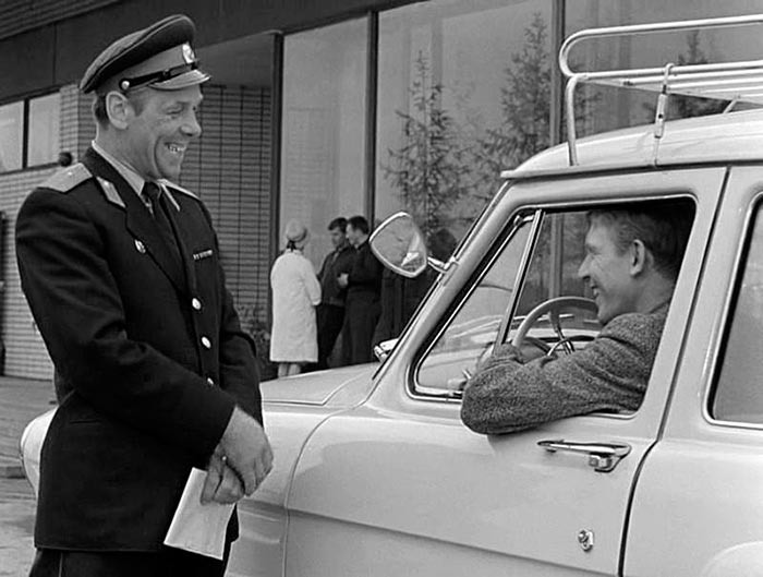 Щелкнул тумблер, поймал волну. Как и что слушали в советских автомобилях с 1975 по 1991 год