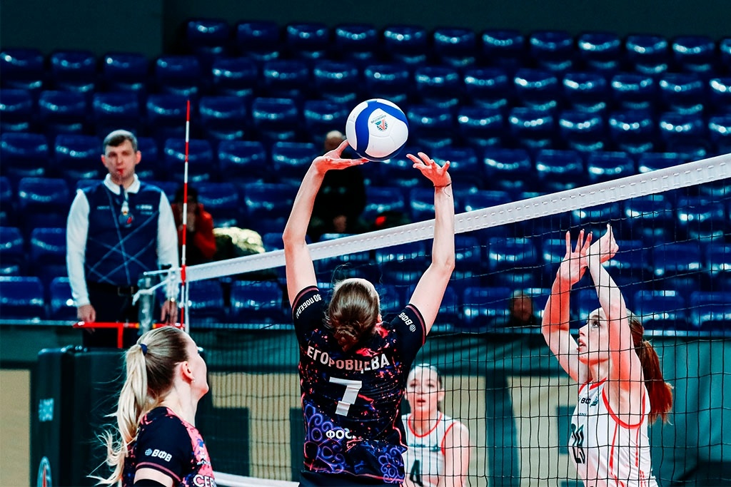    Команда "Северянка" в седьмом туре чемпионата России в высшей лиге "А" в Калининграде одержала четыре победы