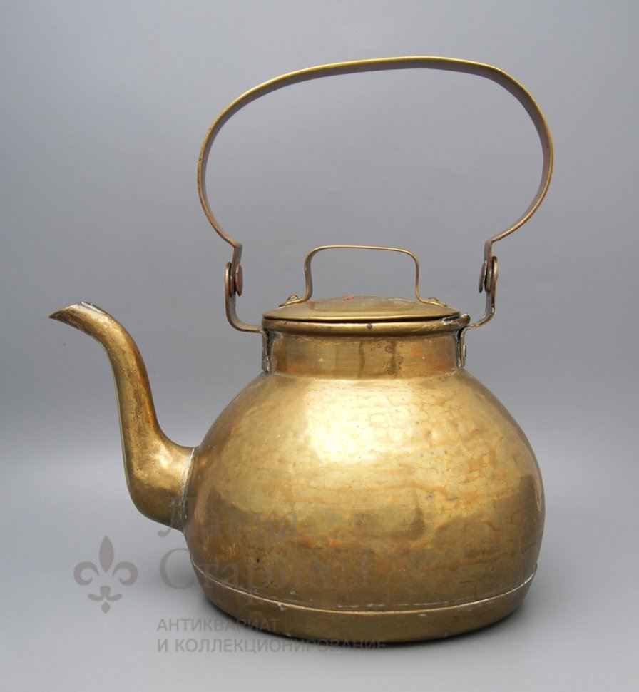 Старинный латунный чайник, Европа, нач. 20 в. Фото с ашего сайта dvaveka.ru
