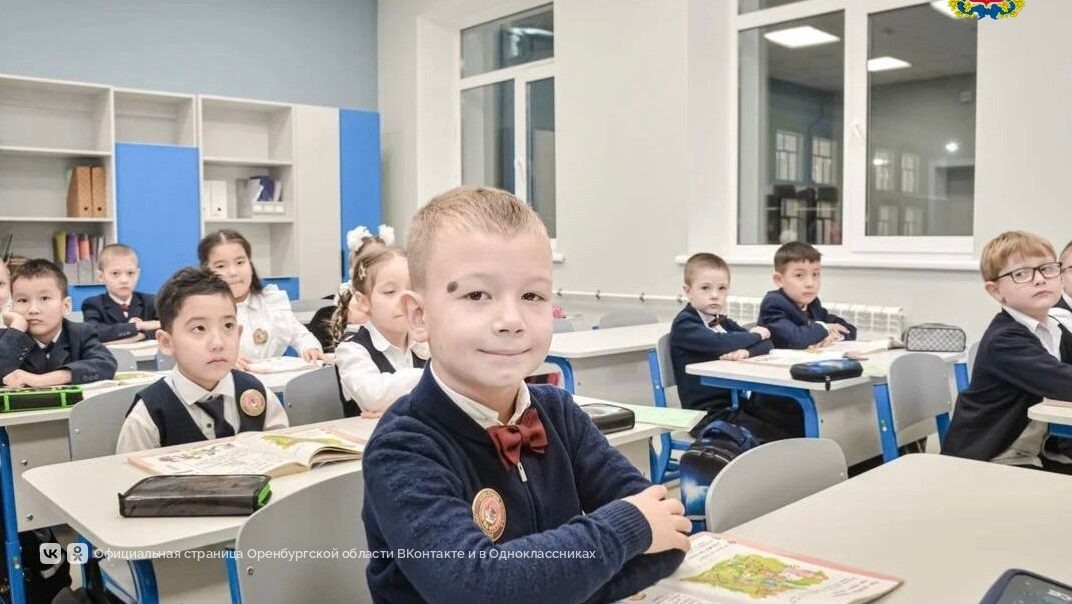     Школу отремонтировали и оборудовали всем необходимым для учебного процесса. Фото: правительство Оренбургской области.