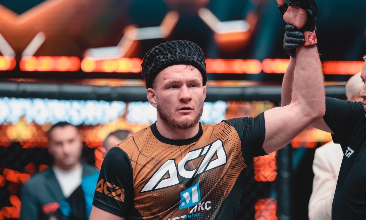     Артем Фролов