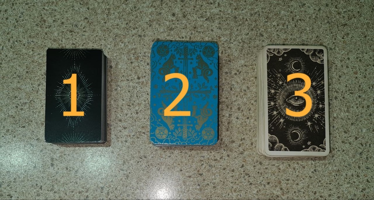 Позиции расклада. Фото автора