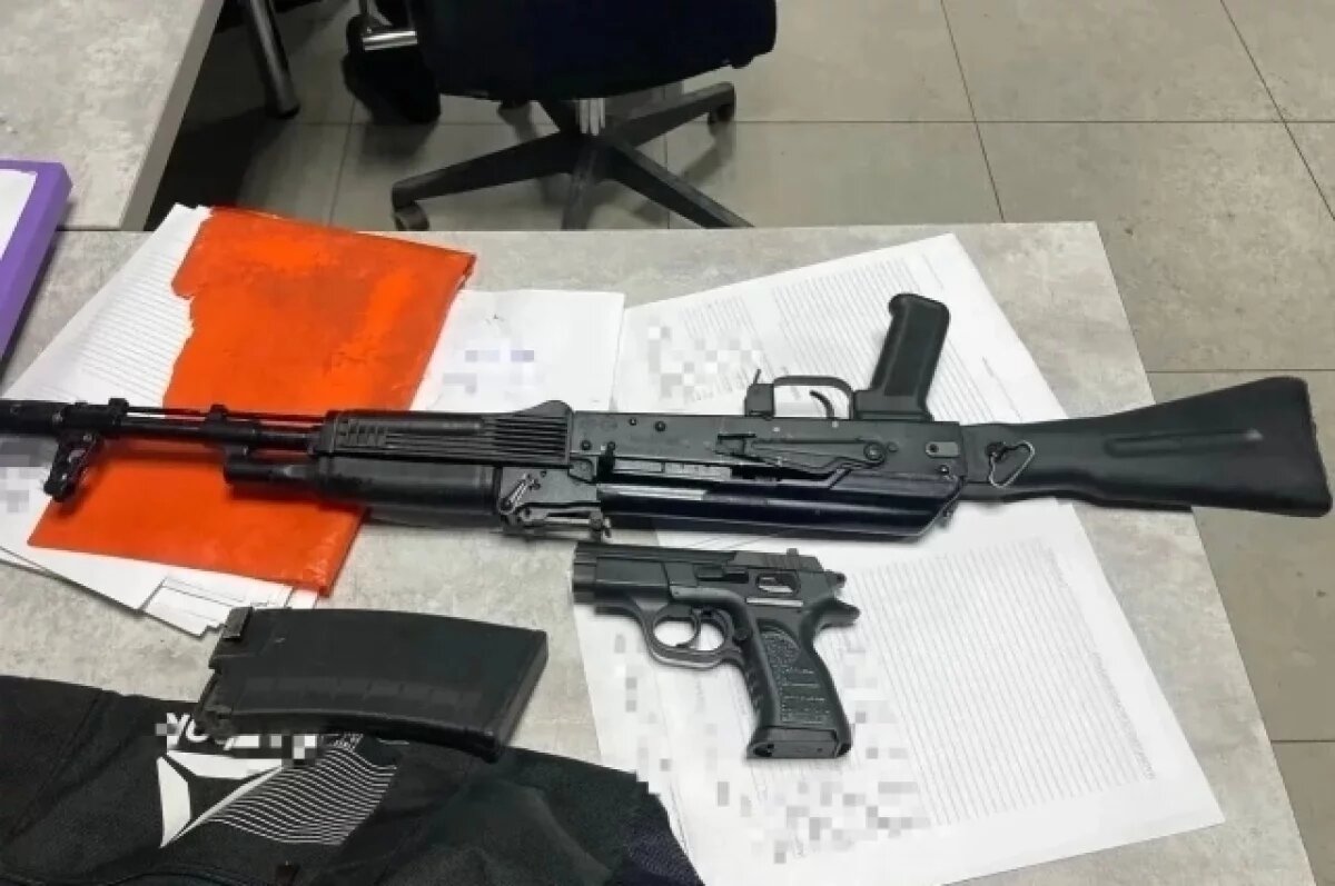    В Кировском районе Росгвардия задержала нетрезвого мужчину с оружием в баре