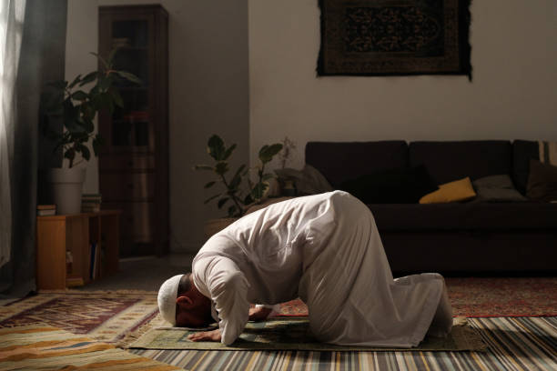 В Оренбурге обсуждают спорную инициативу о молельных комнатах