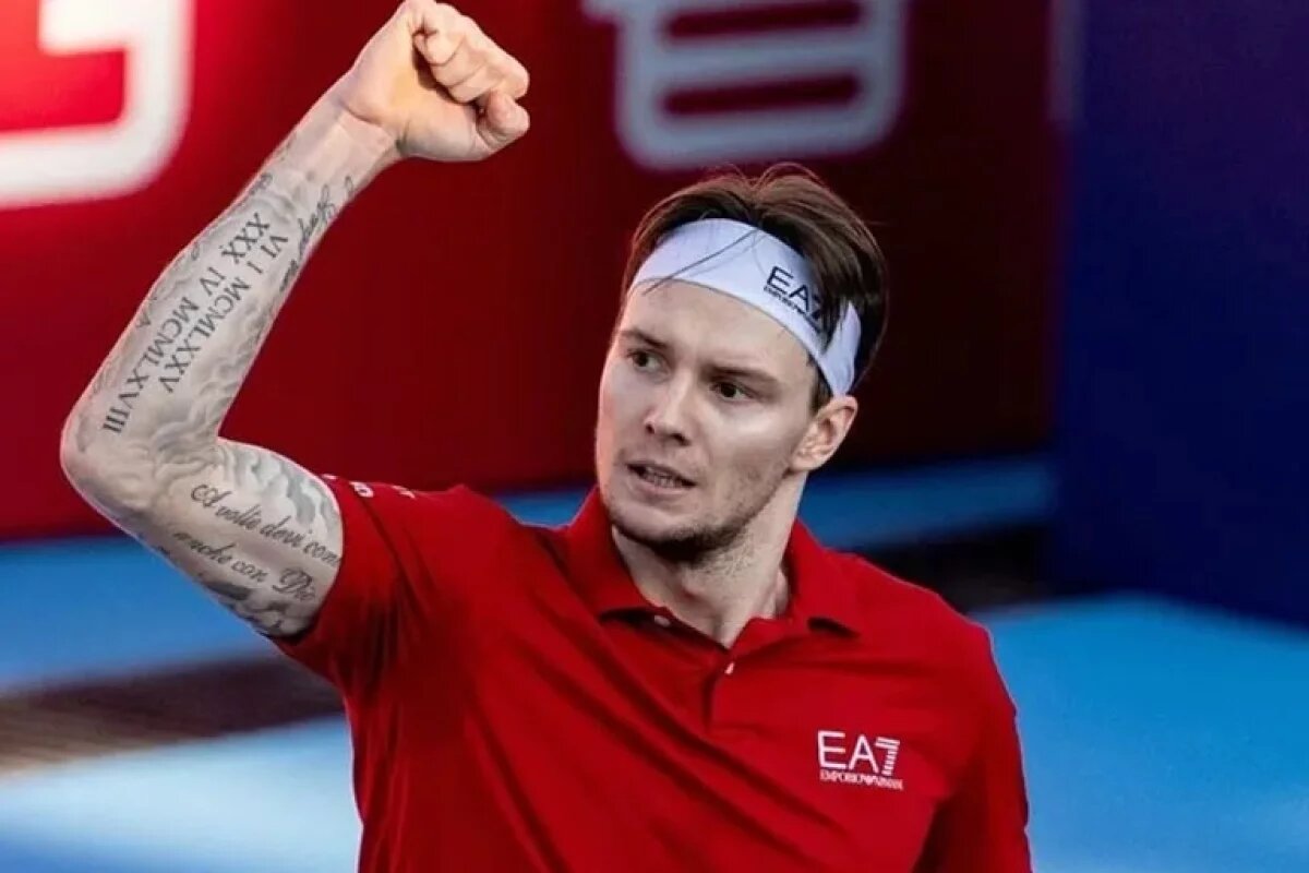     hkto.mens / Instagram