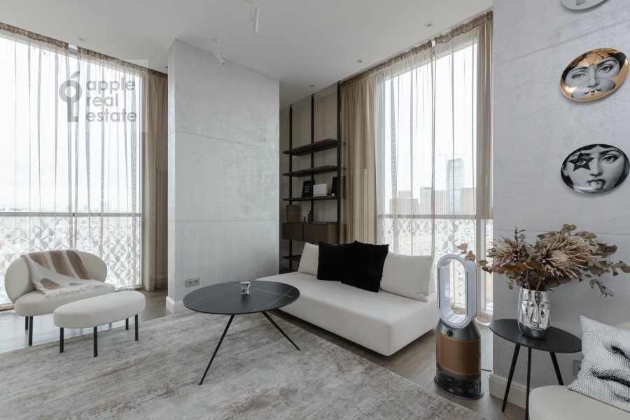 Фото из архива Apple Real Estate