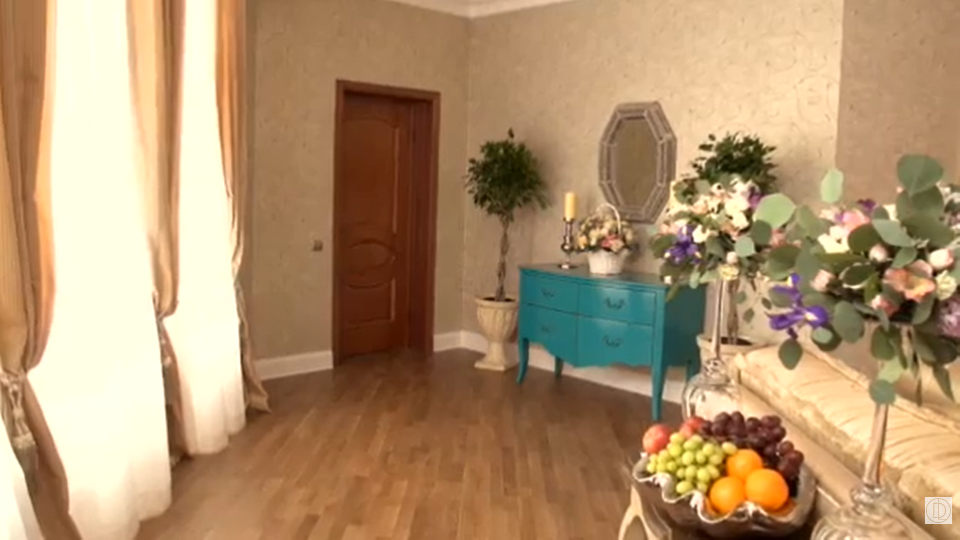    Загородный дом Ларисы Долиной. Источник: Кадры из телепрограммы "Идеальный ремонт"