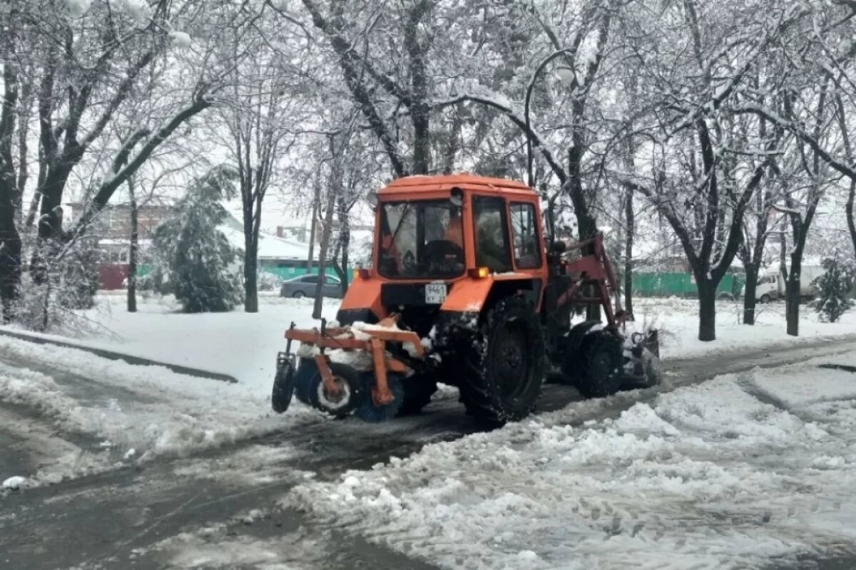    Кондратьев поручил главам городов следить за обстановкой из-за погоды