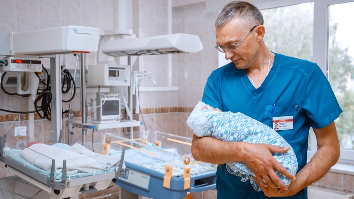    Почти 400 малышей родились в Югре в новогодние каникулы