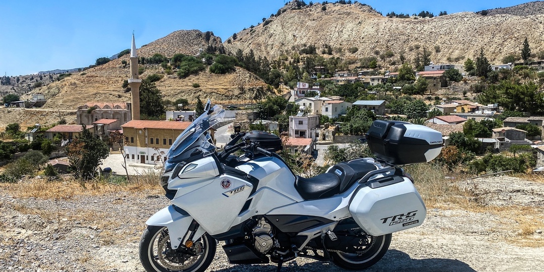 Едешь и отдыхаешь: почему CFMOTO 1250TR-G называют «китайским Gold Wing»